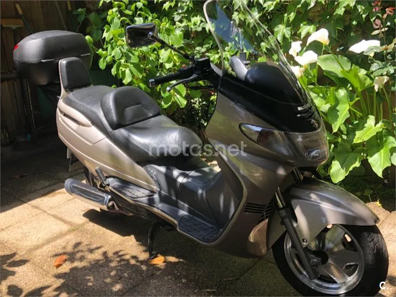 Suzuki Burgman 250 - Vista 5