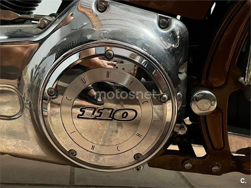 Harley-Davidson CVO Softail Springer – Vista 9