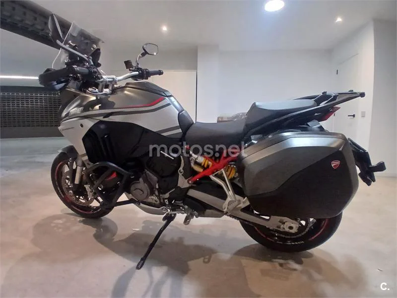 Ducati Multistrada V4 - Vista 4