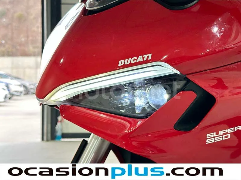 Ducati SuperSport - Vista 14