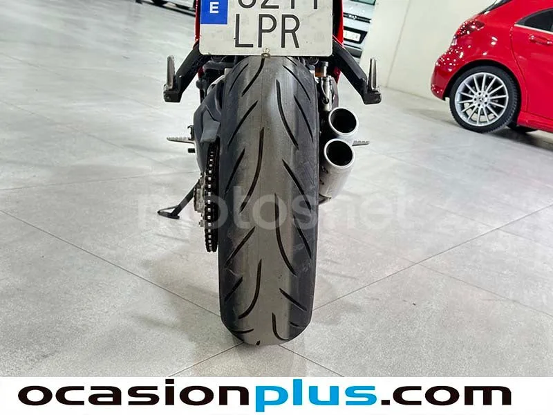 Ducati SuperSport - Vista 24