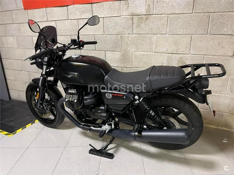 Moto Guzzi V7 – Vista 4