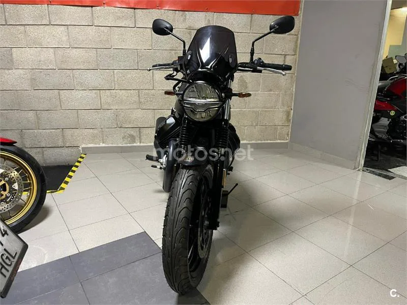 Moto Guzzi V7 – Vista 6