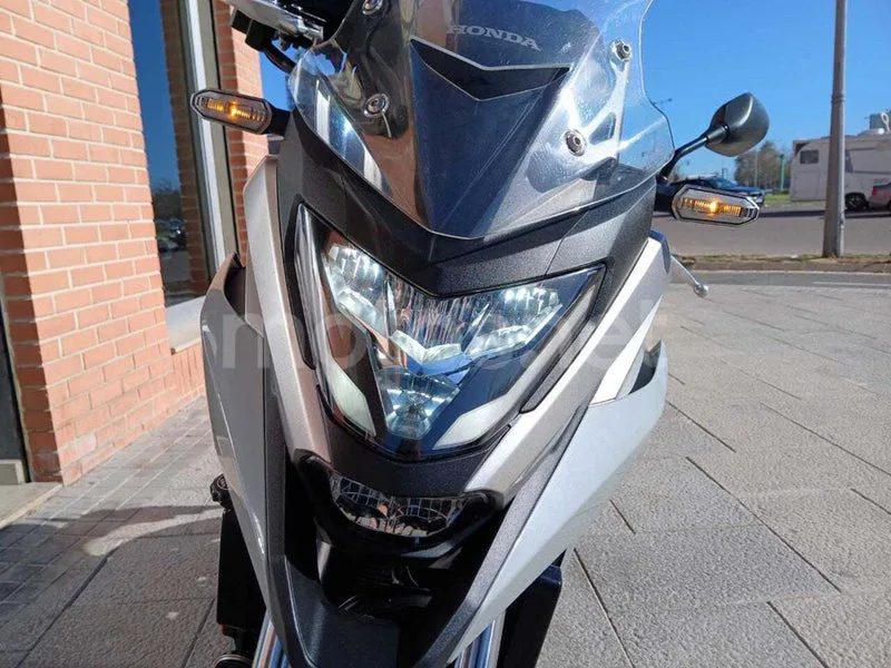 Honda NC750X - Vista 14