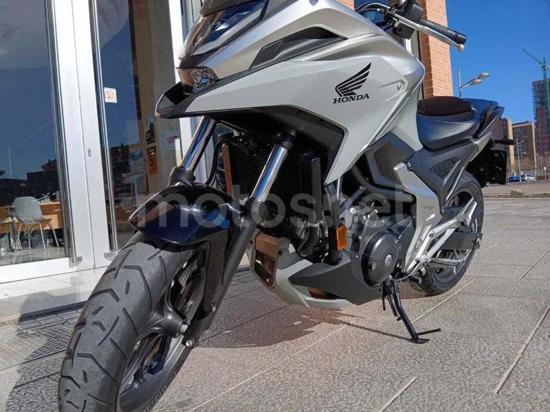 Honda NC750X - Vista 8