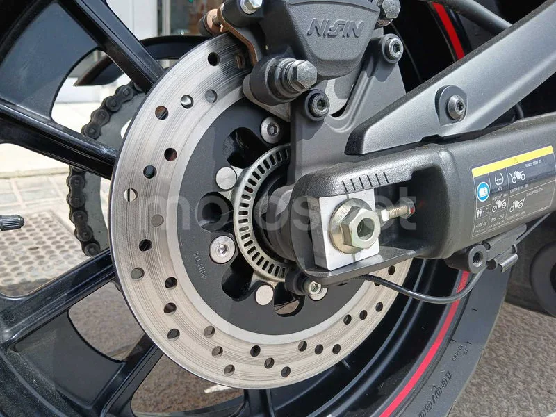Kawasaki Vulcan S - Vista 13