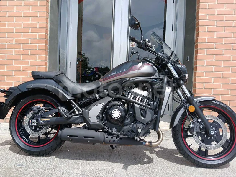 Kawasaki Vulcan S - Vista 11