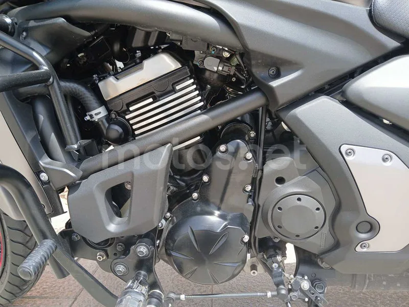 Kawasaki Vulcan S - Vista 15