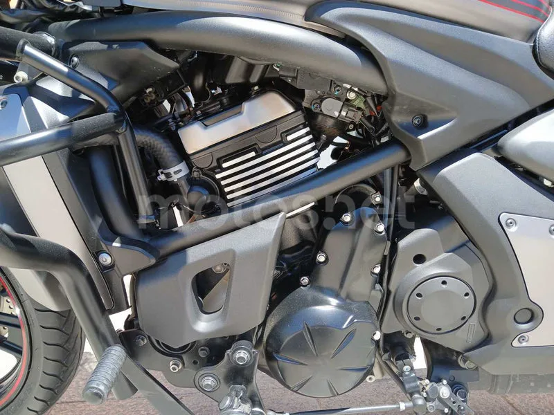 Kawasaki Vulcan S - Vista 8
