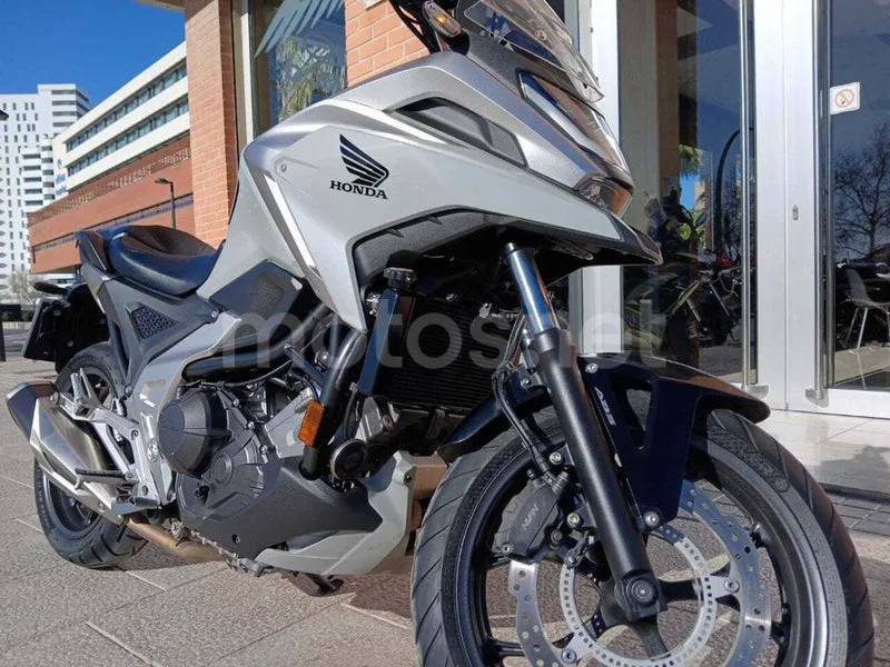 Honda NC750X - Vista 4