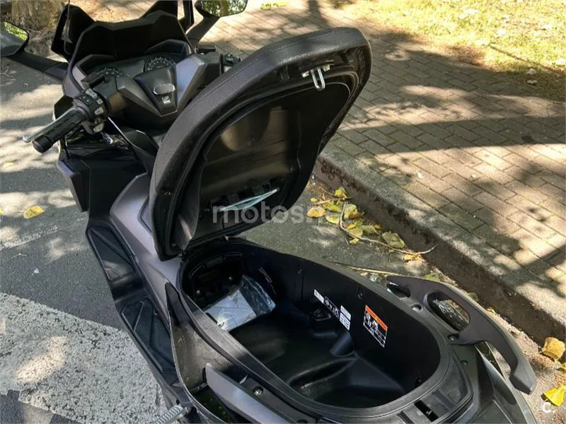 Honda Forza 125 - Vista 4