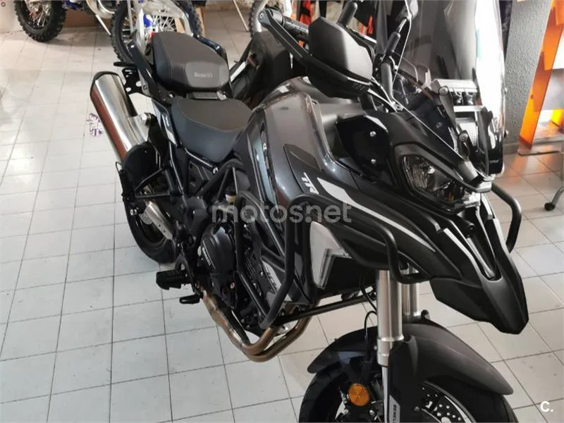 Benelli TRK 702 - Vista 4