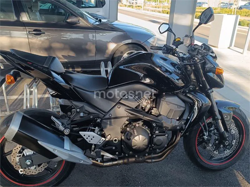 Kawasaki Z750 4100 € 2008 Badajoz - 2