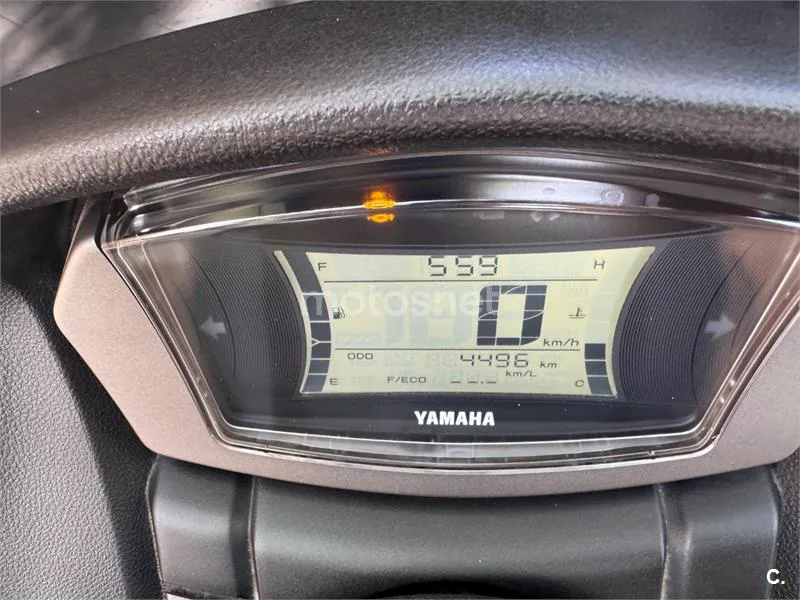 Yamaha NMAX – Vista 7