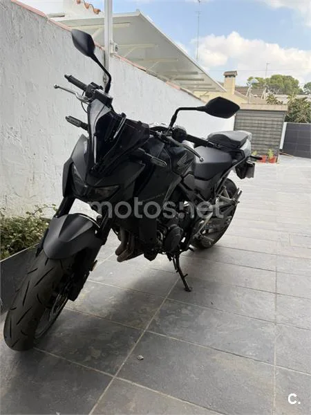 Honda CB750 Hornet 6700 € 2025 Valencia - 2