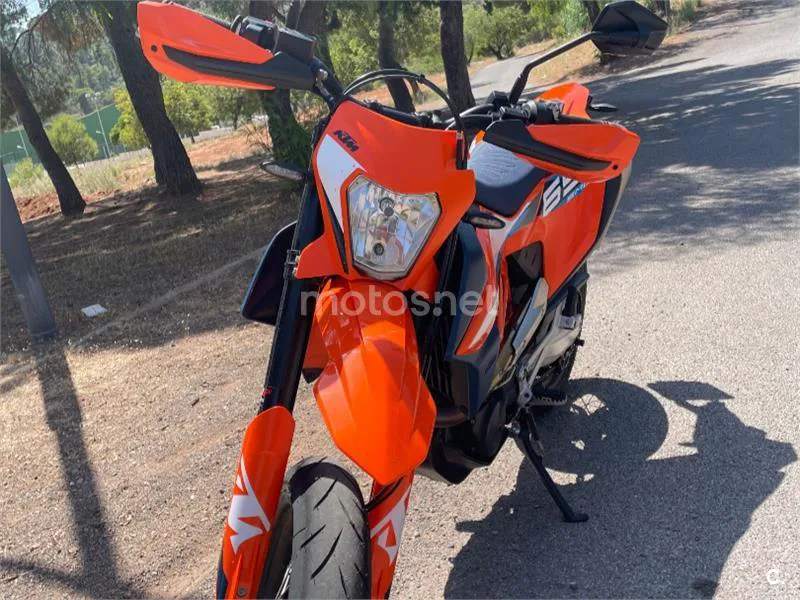 KTM 690 SMC R 8800 € 2023 Valencia - 2