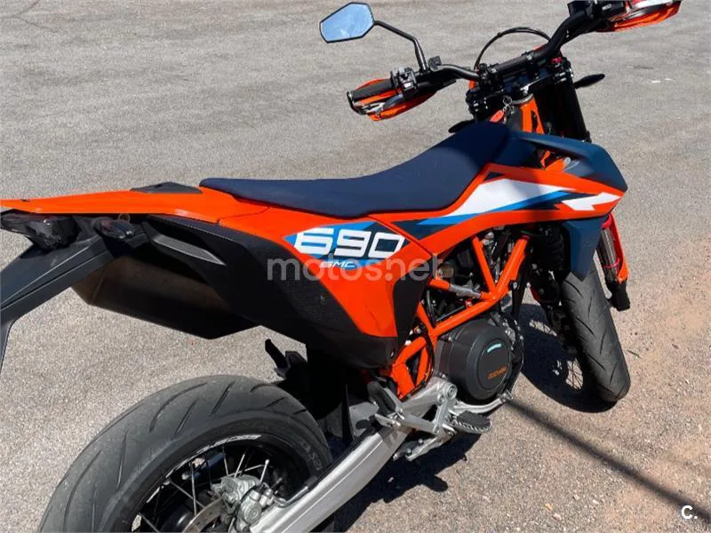 KTM 690 SMC R – Vista 4