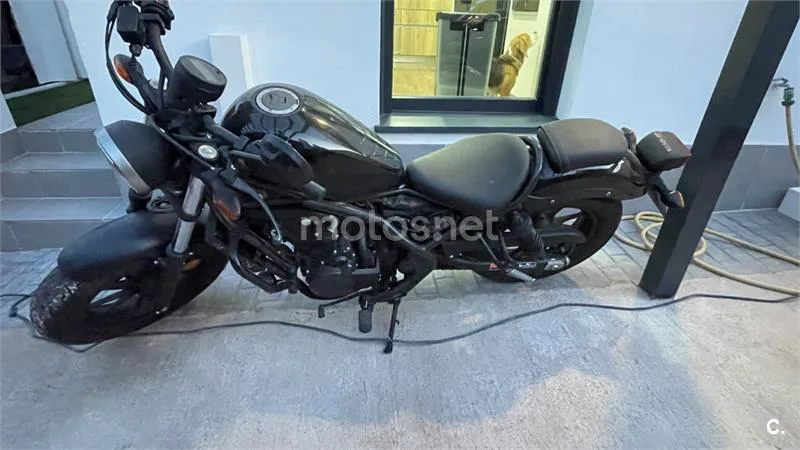 Honda Rebel 500 - Vista 4