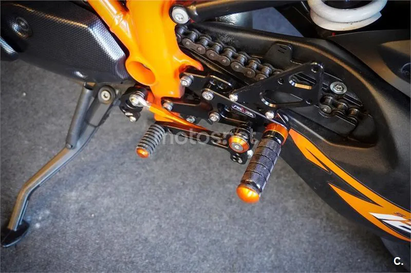 KTM 1290 Super Duke GT - Vista 22
