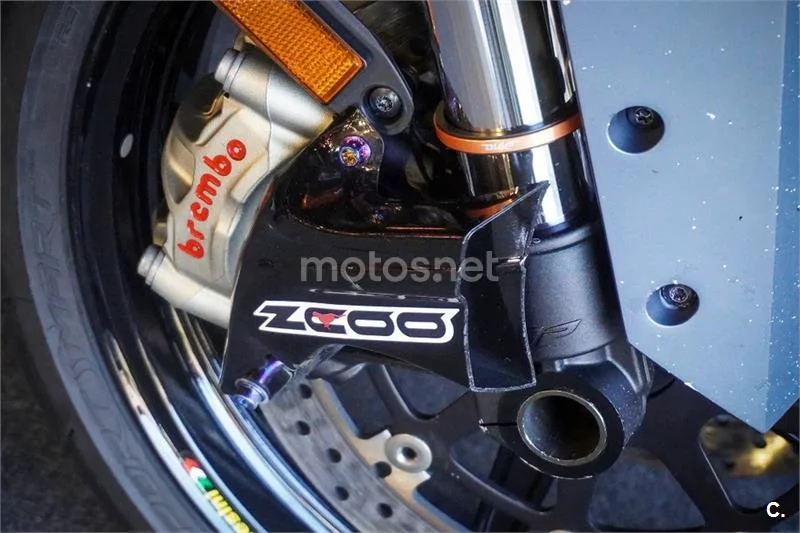 KTM 1290 Super Duke GT - Vista 4
