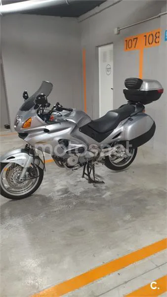 Honda NT650V Deauville - Vista 6