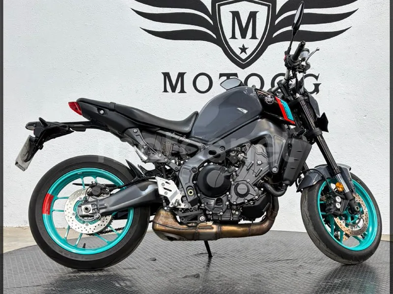 Yamaha MT-09 – Vista 3