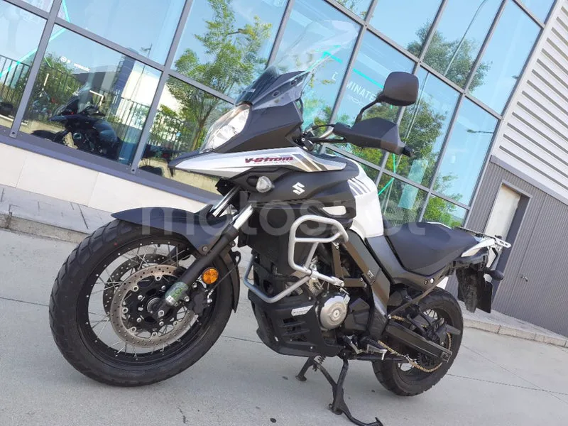 Suzuki V-Strom 650 3890 € 2017 Madrid - 1