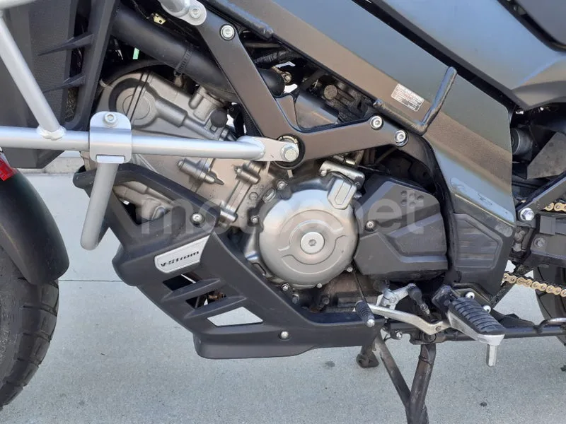 Suzuki V-Strom 650 - Vista 11