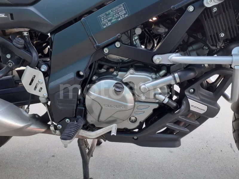 Suzuki V-Strom 650 - Vista 18
