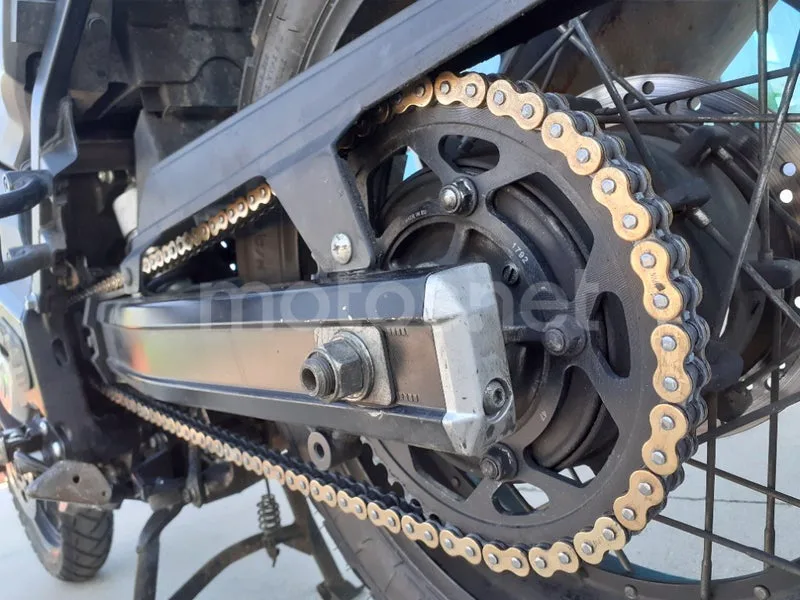 Suzuki V-Strom 650 - Vista 25