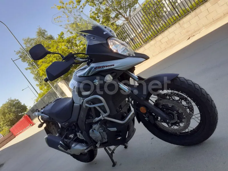 Suzuki V-Strom 650 - Vista 5