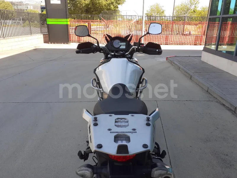 Suzuki V-Strom 650 - Vista 8