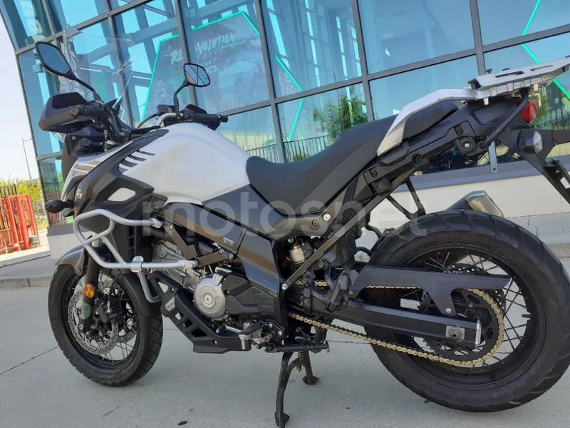 Suzuki V-Strom 650 - Vista 9