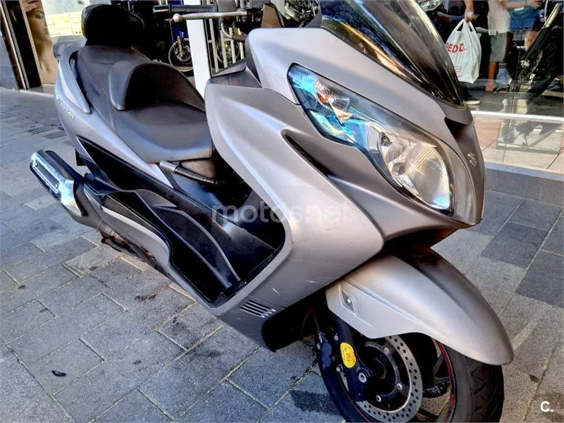 Suzuki Burgman 400 - Vista 14