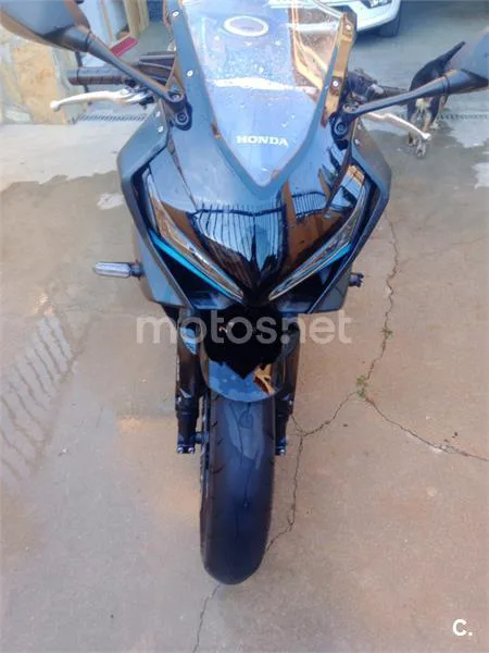 Honda CBR650R - Vista 3