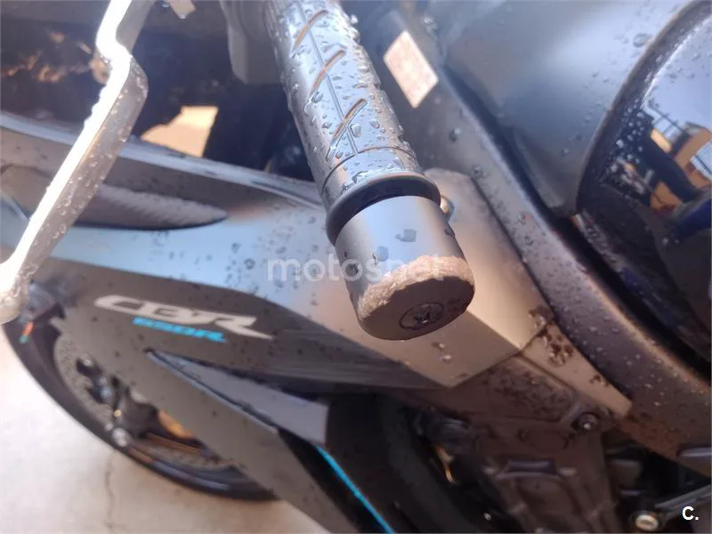 Honda CBR650R - Vista 7