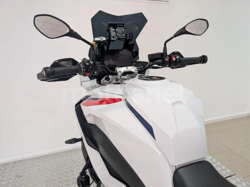BMW S 1000 XR - Vista 12