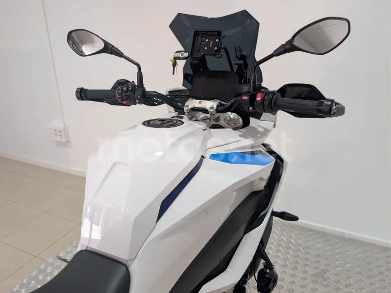 BMW S 1000 XR - Vista 14