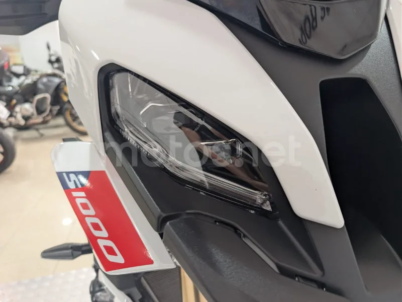 BMW S 1000 XR - Vista 15