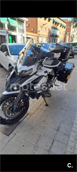 Benelli TRK 502 – Vista 11