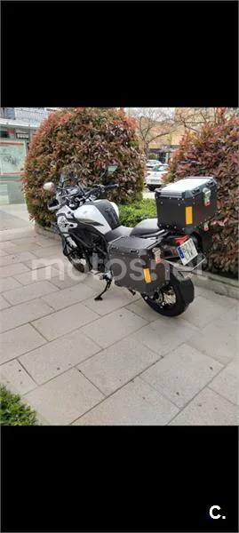 Benelli TRK 502 – Vista 3