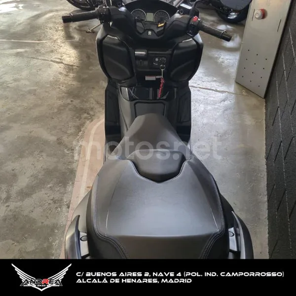 Suzuki Burgman 400 - Vista 5