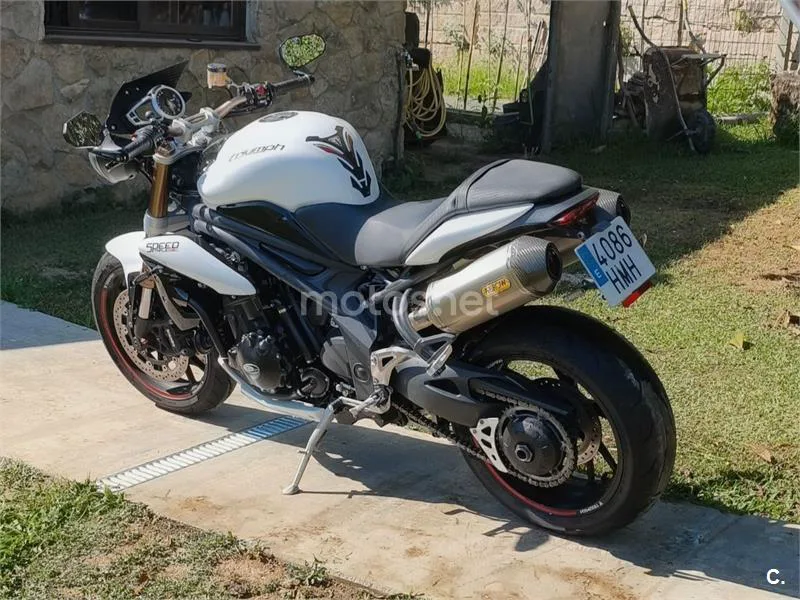 Triumph Speed Triple 6200 € 2012 Pontevedra - 2