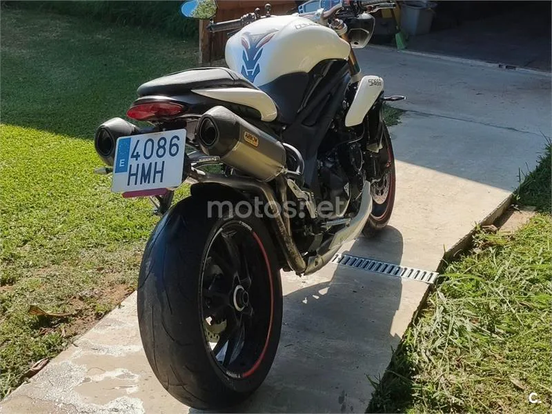 Triumph Speed Triple - Vista 3