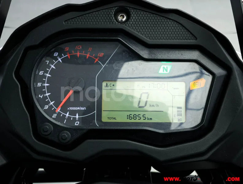 Benelli TRK 502 – Vista 6