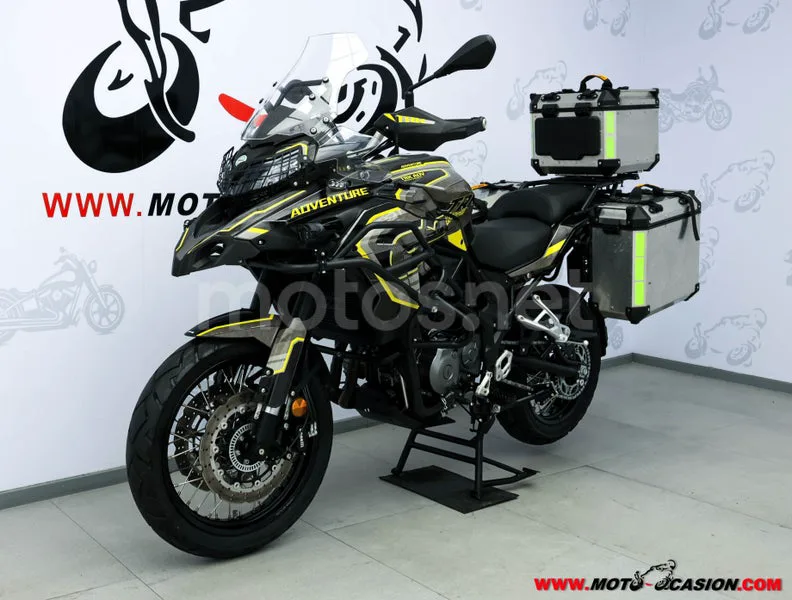 Benelli TRK 502 – Vista 8