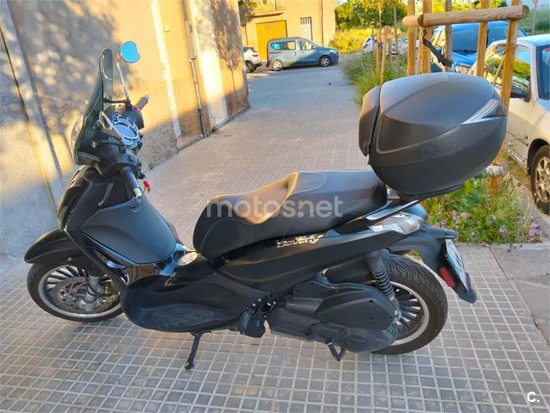 Piaggio Beverly 300 – Vista 3