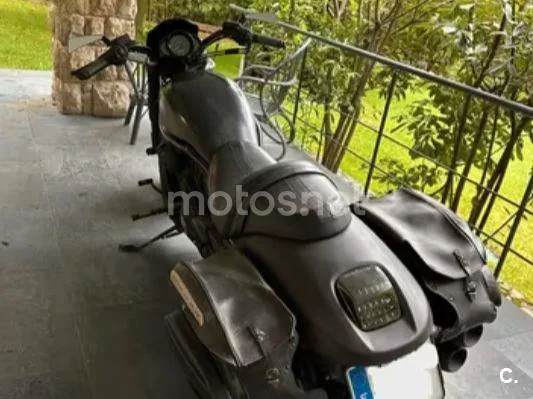 Harley-Davidson Night Rod - Vista 4