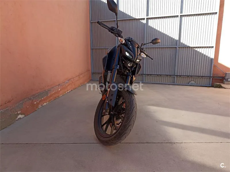 Yamaha MT-125 – Vista 3