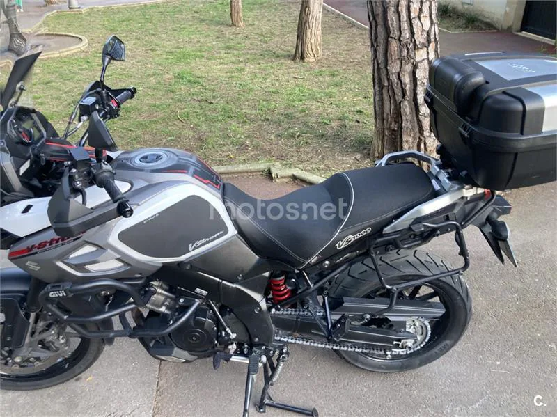 Suzuki V-Strom 1000 - Vista 4